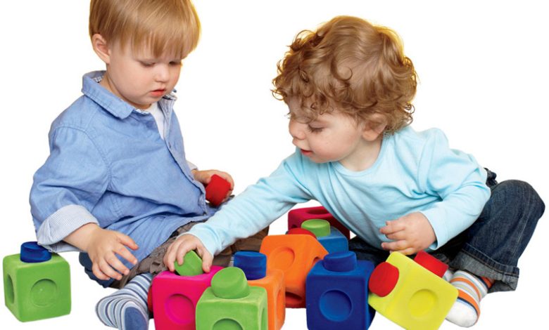 اهمیت نقش بازی در رشد کودکان 3 ساله